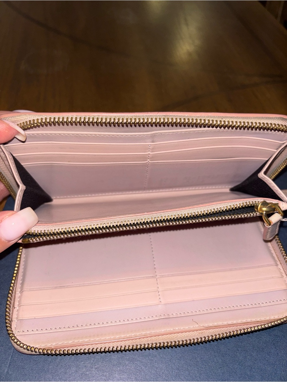 Burberry Blush Pink Embossed Leather Zip-Around Wallet - Picture 4 of 9
